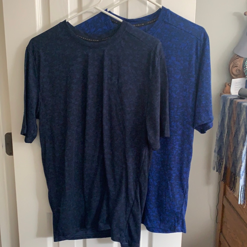 2 Under Armor tshirts